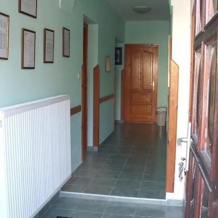 Sasi Panzio 2