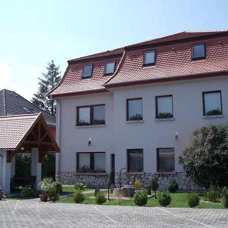 Maison d'hôtes Sasi Panzio 2 3*
