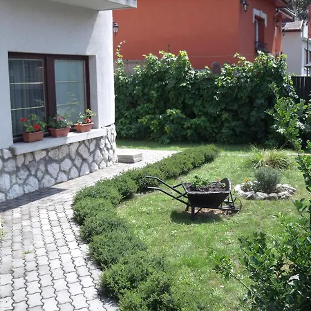 Sasi Panzio 2 3* Esztergom