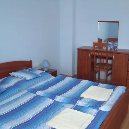 Maison d'hôtes Sasi Panzio 2 Esztergom