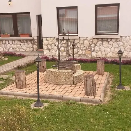 Maison d'hôtes Sasi Panzio 2 3*