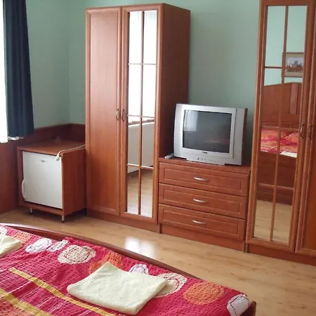 Sasi Panzio 2 3* Esztergom