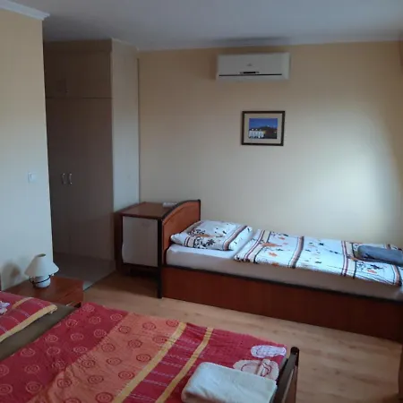 Sasi Panzio 2 Guest house