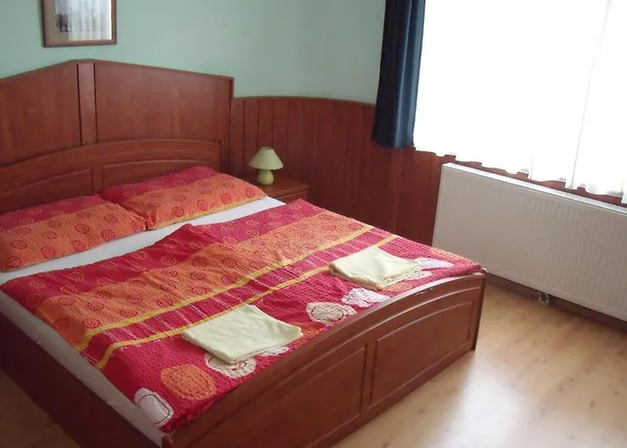 Sasi Panzió 2 3*