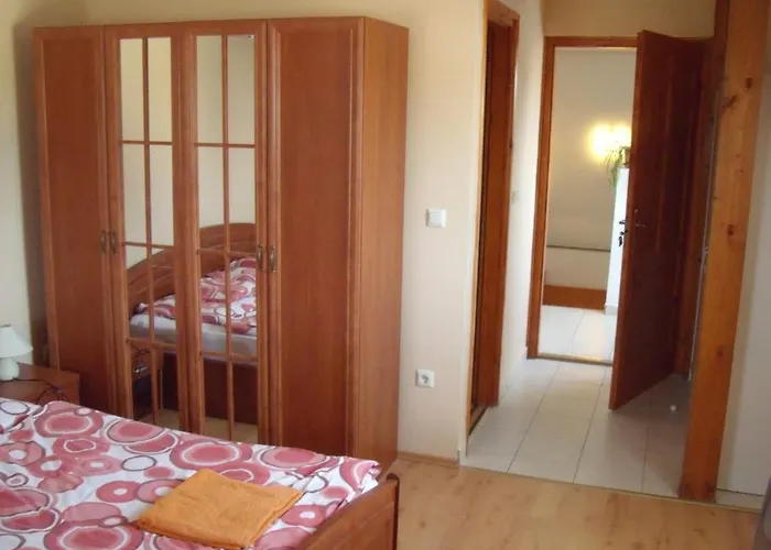 Sasi Panzió 2 Casa de hóspedes 3*
