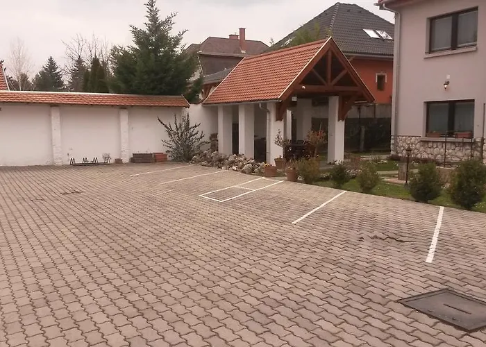 Sasi Panzió 2 Casa de hóspedes Esztergom