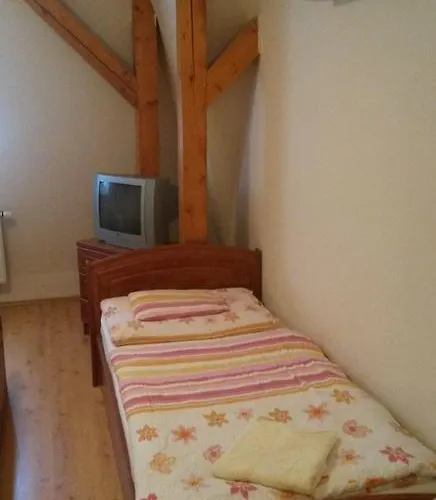 Sasi Panzió 2