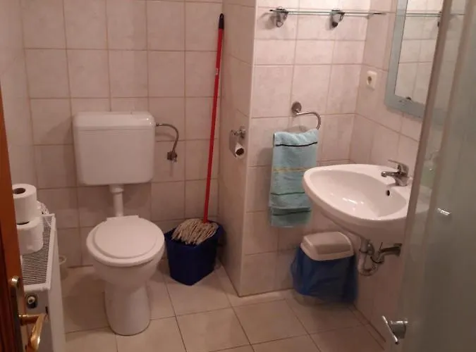 Casa de hóspedes Sasi Panzió 2 3*